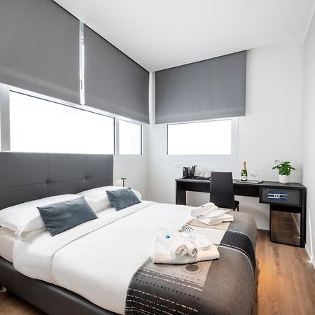 Bnbutler - Inbrera Suites - Giulianova, 1 ミラノ エクステリア 写真