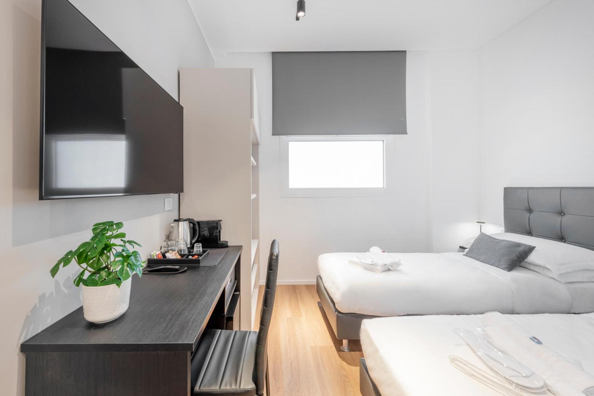 Bnbutler - Inbrera Suites - Giulianova, 1 ミラノ エクステリア 写真