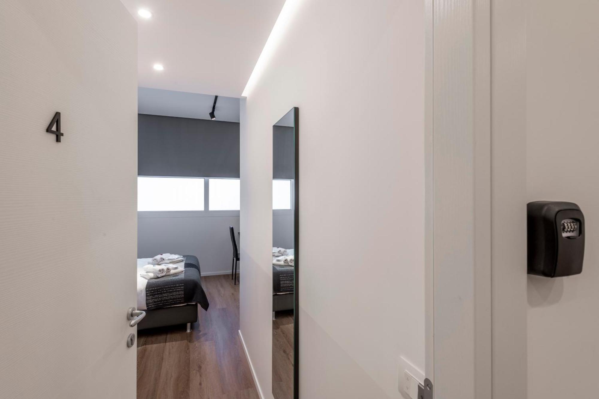 Bnbutler - Inbrera Suites - Giulianova, 1 ミラノ エクステリア 写真