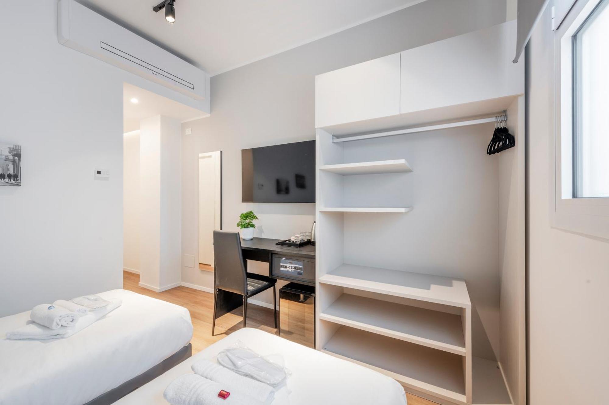 Bnbutler - Inbrera Suites - Giulianova, 1 ミラノ エクステリア 写真